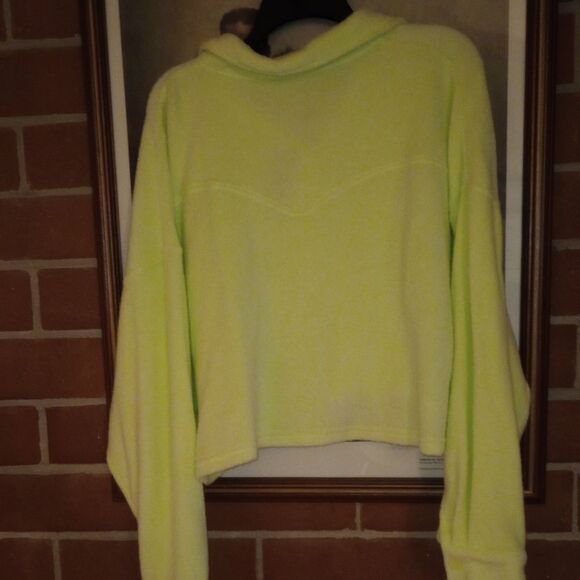 🆕🧥Wild Fable Fleece Shacket - Vibrant Yellow - Picture 5 of 7